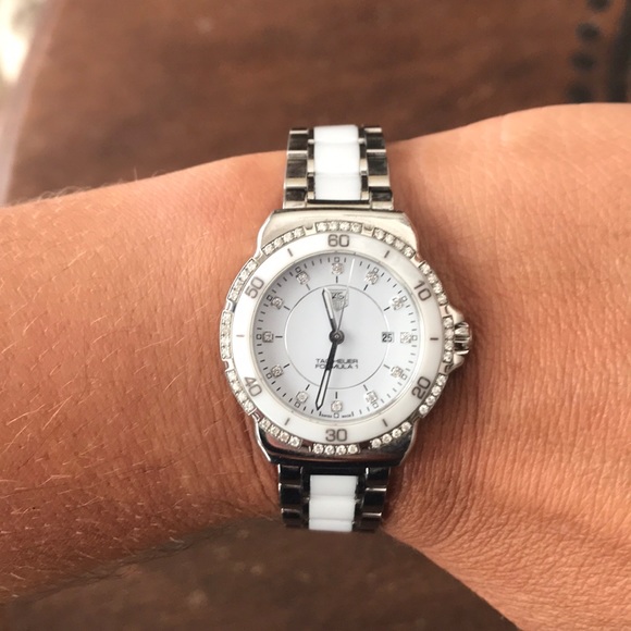 TAG Heuer Women’s Formula 1 Diamond Watch - Picture 3 of 5